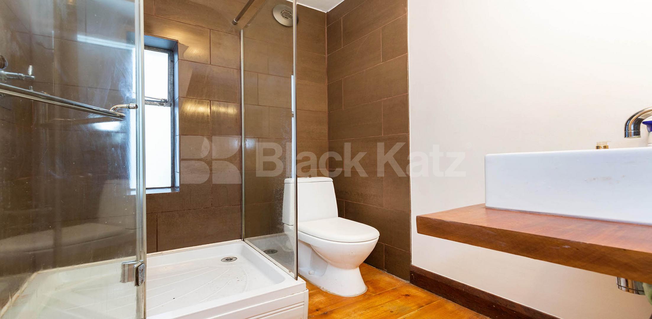 			1 Bedroom, 1 bath, 1 reception Apartment			 Barratt Avenue, Alexandra Palace